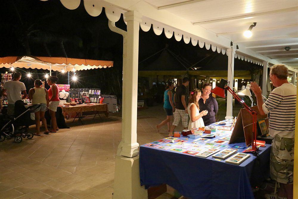 Pierre & Premium Les Tamarins Holiday park 3*